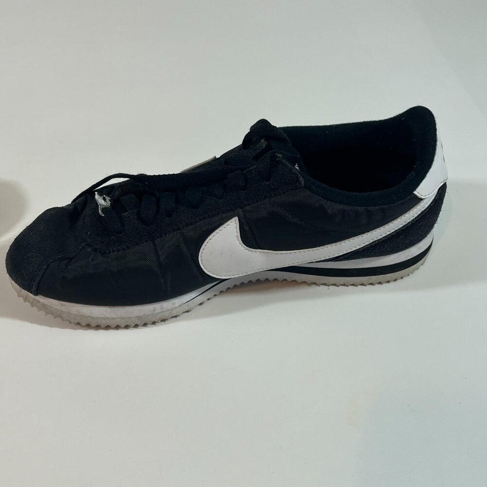 Nike Cortez ‘72  Sneakers Men’s Size 9 Basic OG Black White Shoes Lace Up - Picture 7 of 9